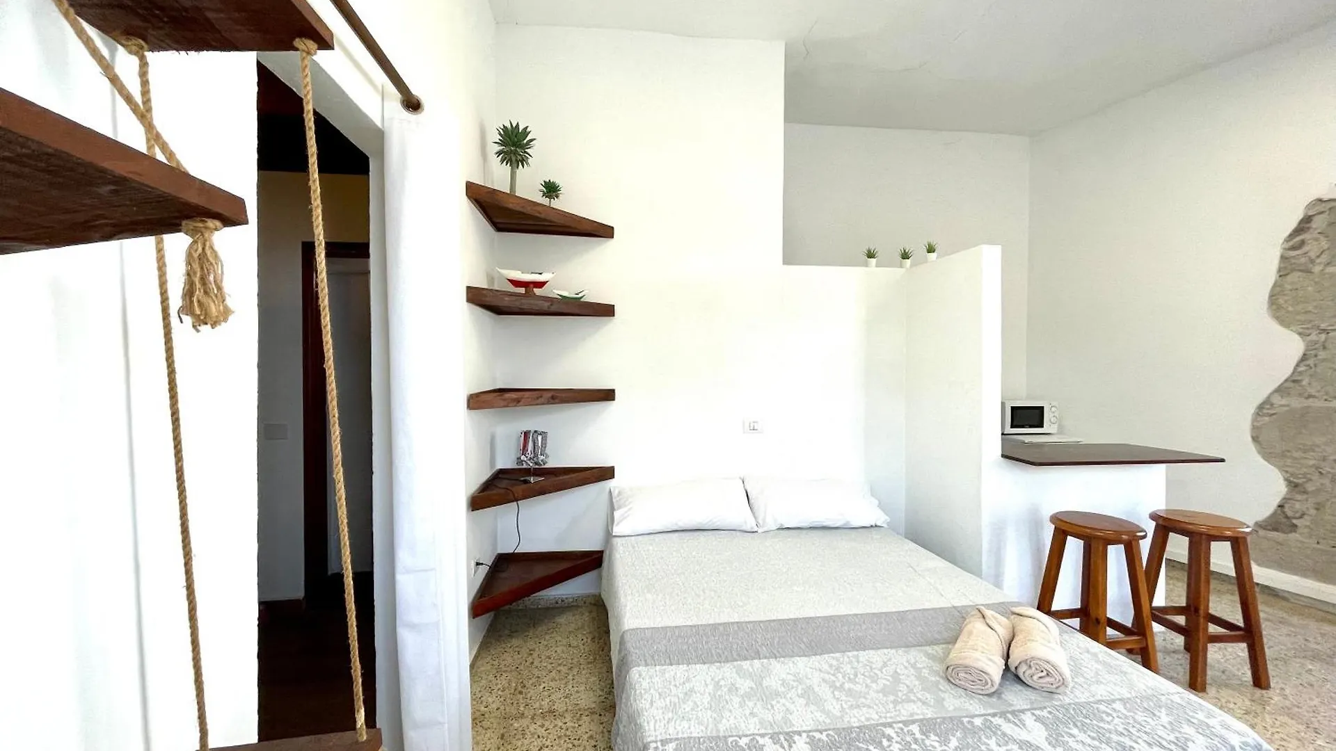 Hostel El Hostal Del Cubo San Juan de la Rambla Spain
