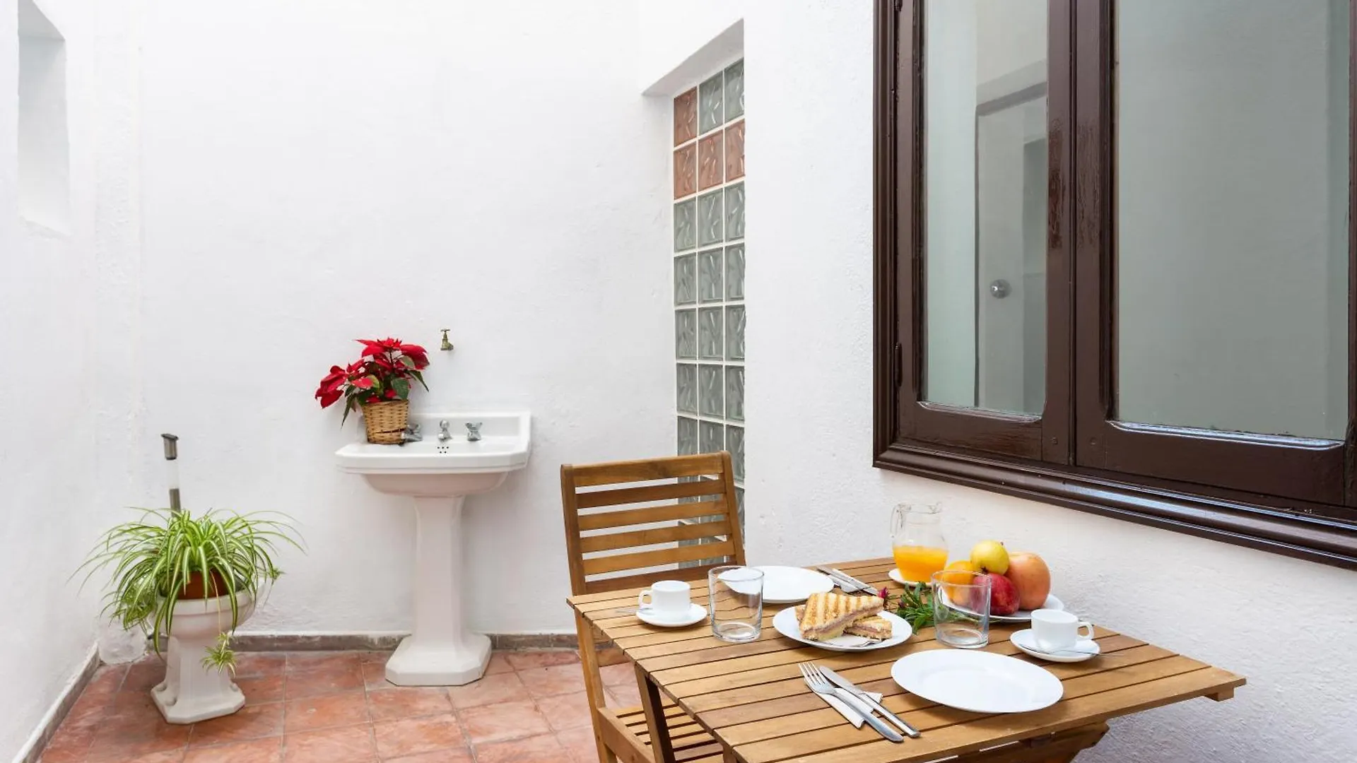 El Hostal Del Cubo San Juan de la Rambla Hostel